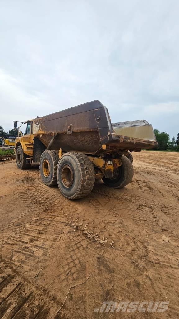 Volvo A 25 D アーティキュレート式ダンプトラック