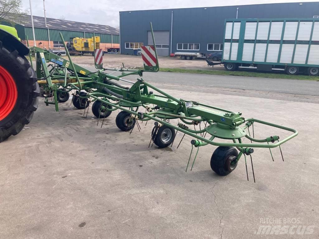 Krone KW 8.82 テッダー・テッダーレーキ
