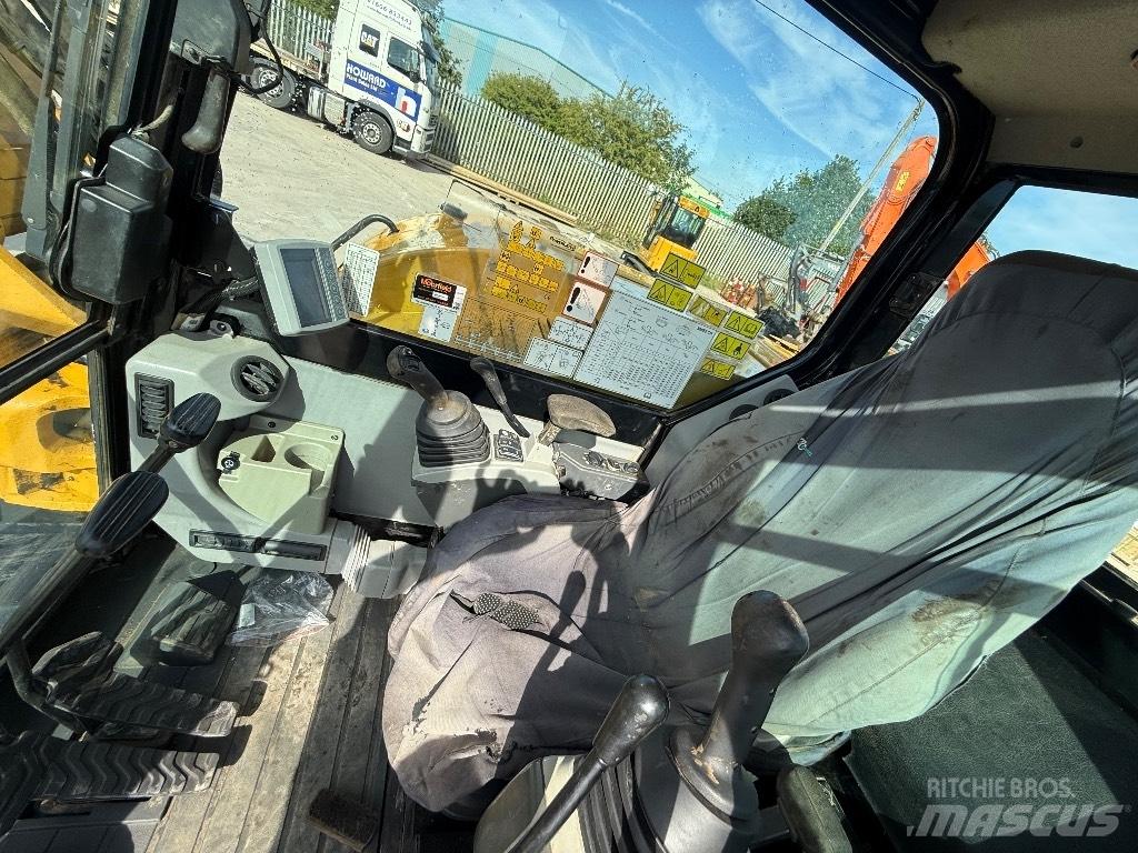 CAT 308 E 2 CR 中型油圧ショベル 7ｔ-12ｔ（ユンボ・パワーショベル・バックホー）