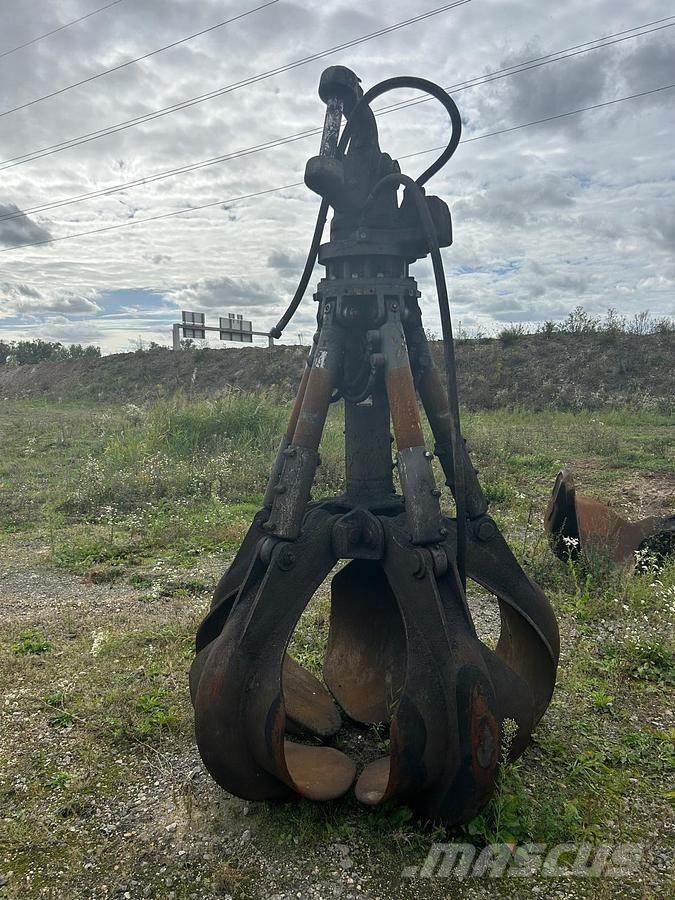 Liebherr 30t グラップル