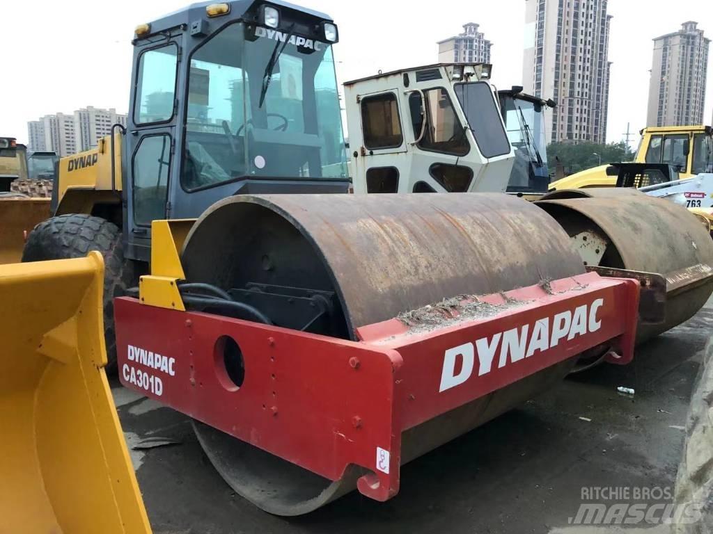 Dynapac CA 301 D 振動ローラ