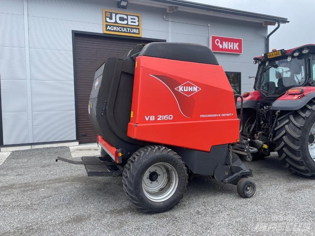 Kuhn VB 2160 OC 23 ラウンドベーラー