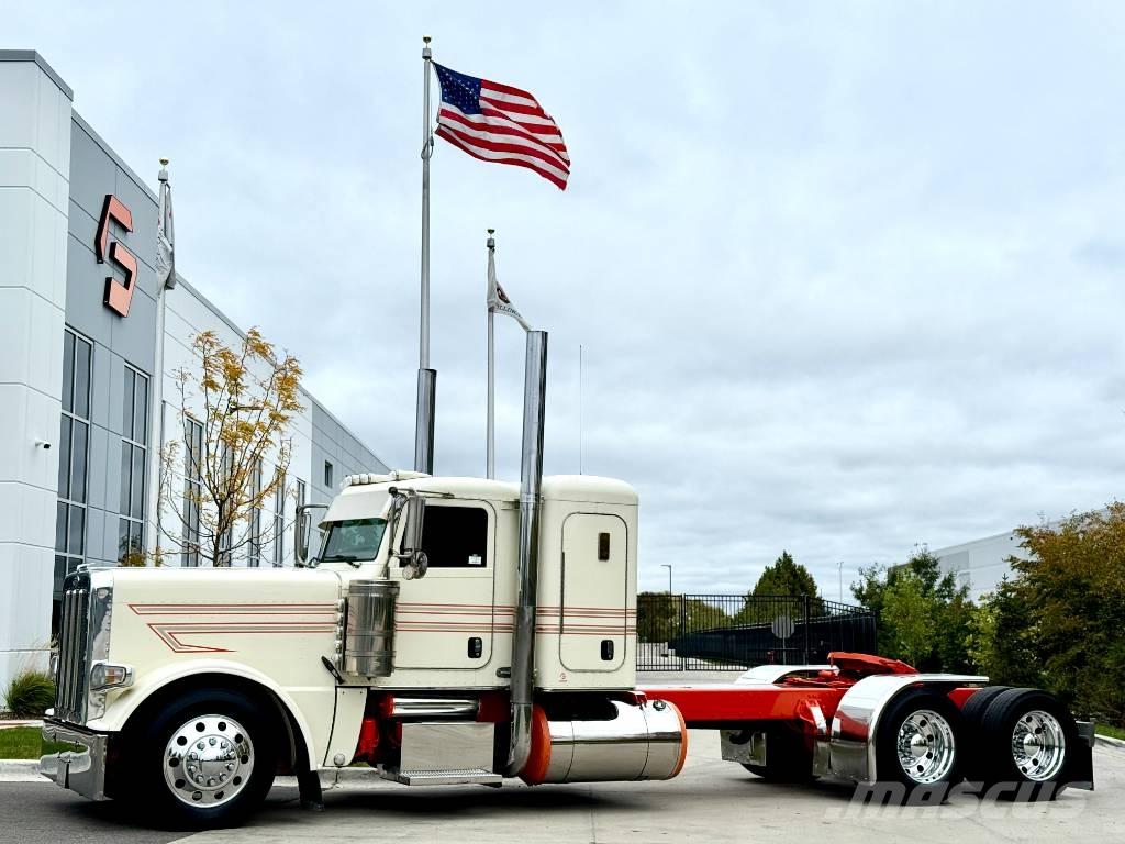 Peterbilt 389 中古トラクターヘッド | トレーラーヘッド