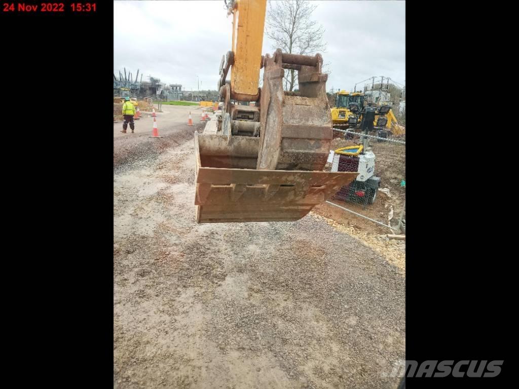 Liebherr R 922 LC 大型油圧ショベル12t以上（パワーショベル・ユンボ）