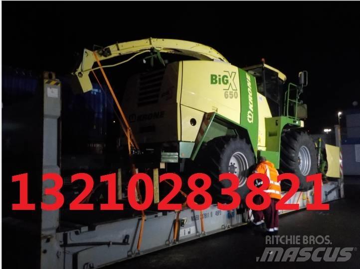 Krone BiG X 650 自走式フォレージハーベスター