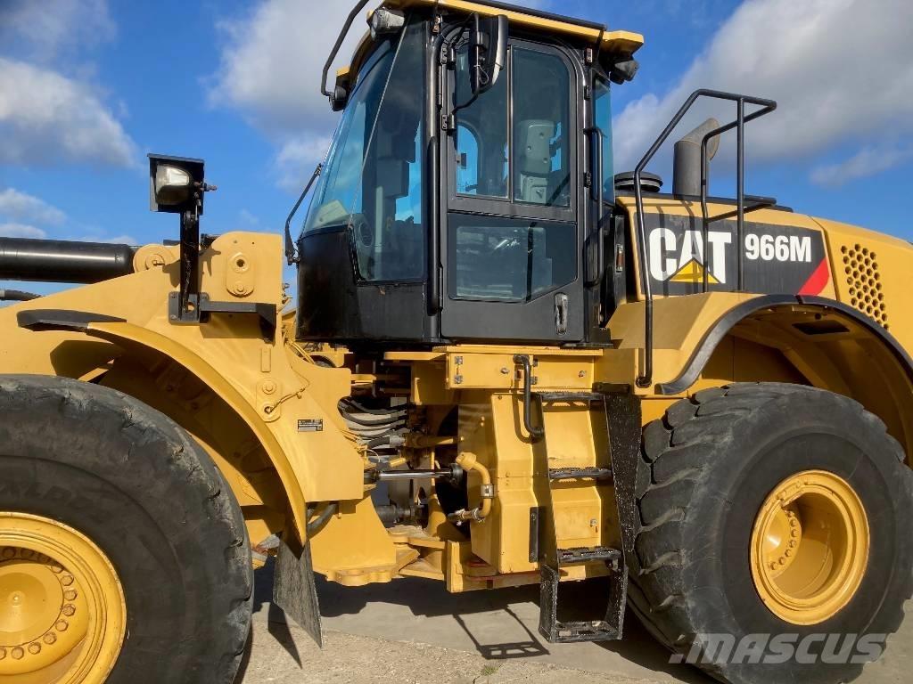 CAT 966 M ホイールローダー・タイヤショベル