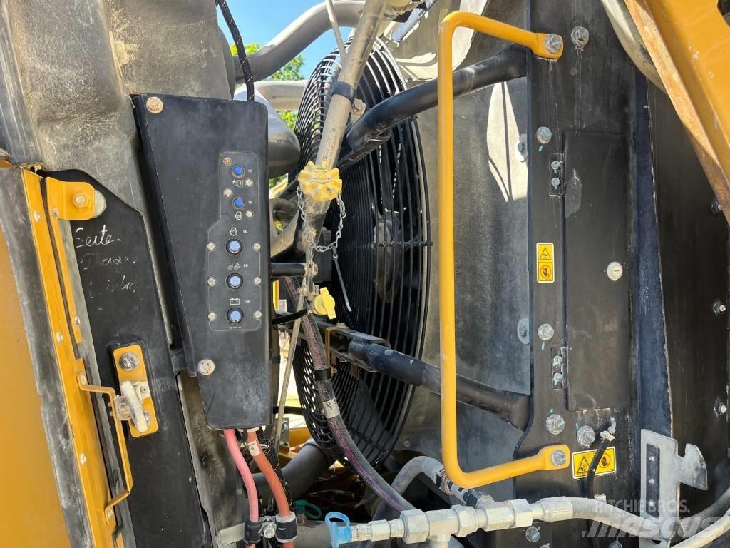CAT 980 K  q coupler ホイールローダー・タイヤショベル