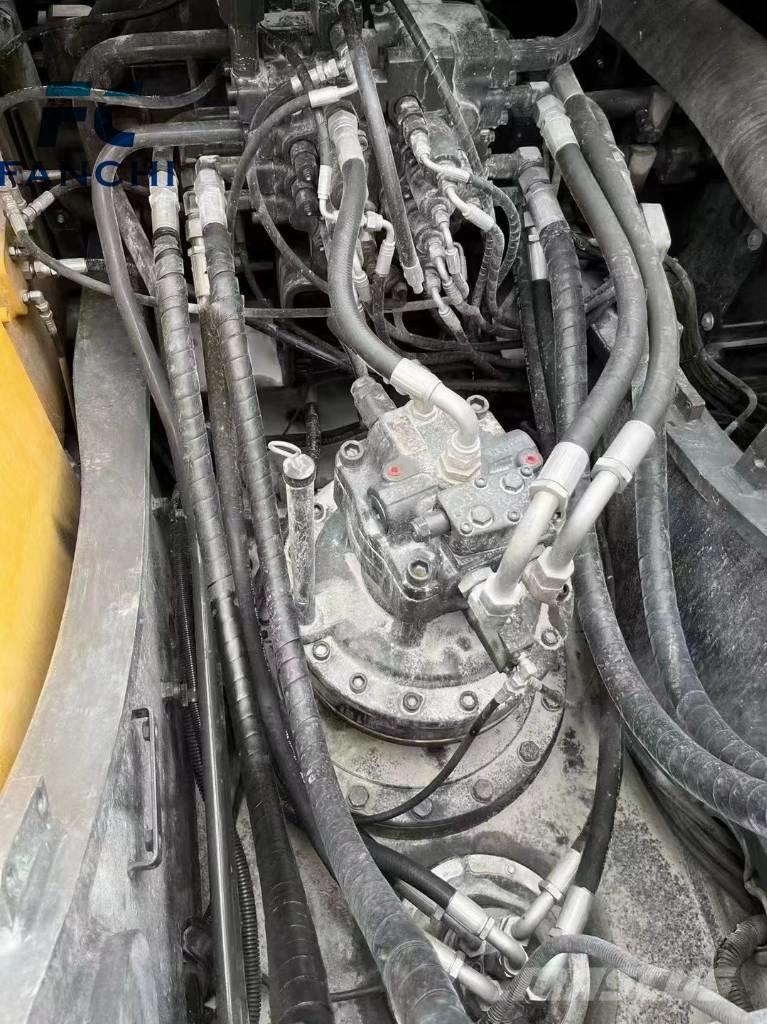 Volvo EC 240 B LC 大型油圧ショベル12t以上（パワーショベル・ユンボ）