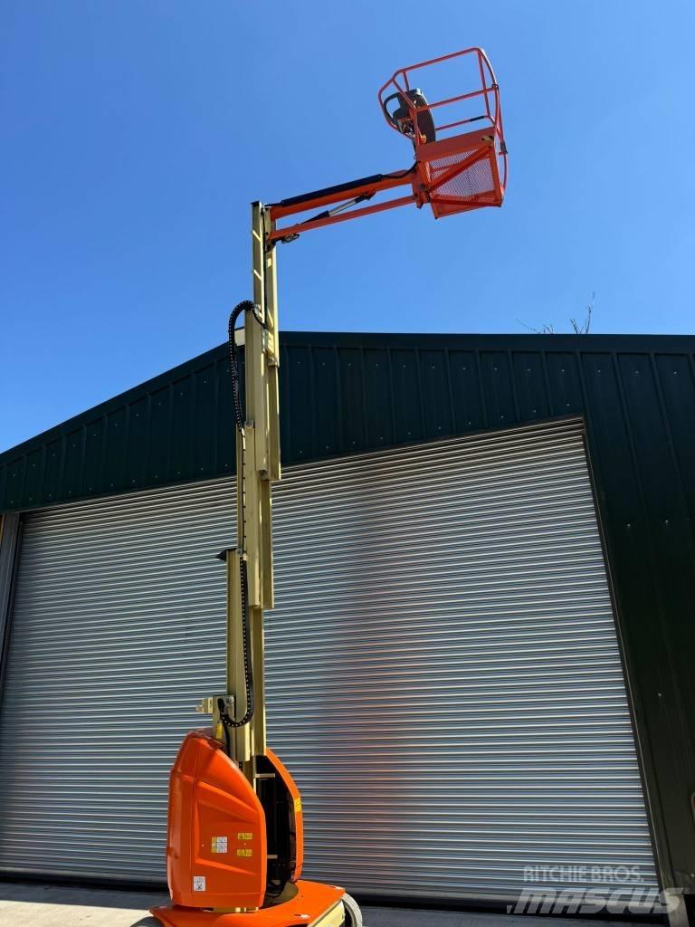 JLG Toucan 10 E-L 垂直昇降型リフト