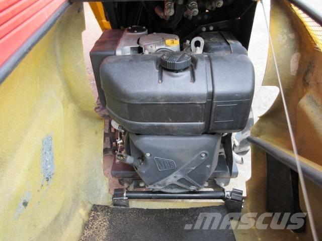 JCB HT D5 キャリアダンプ