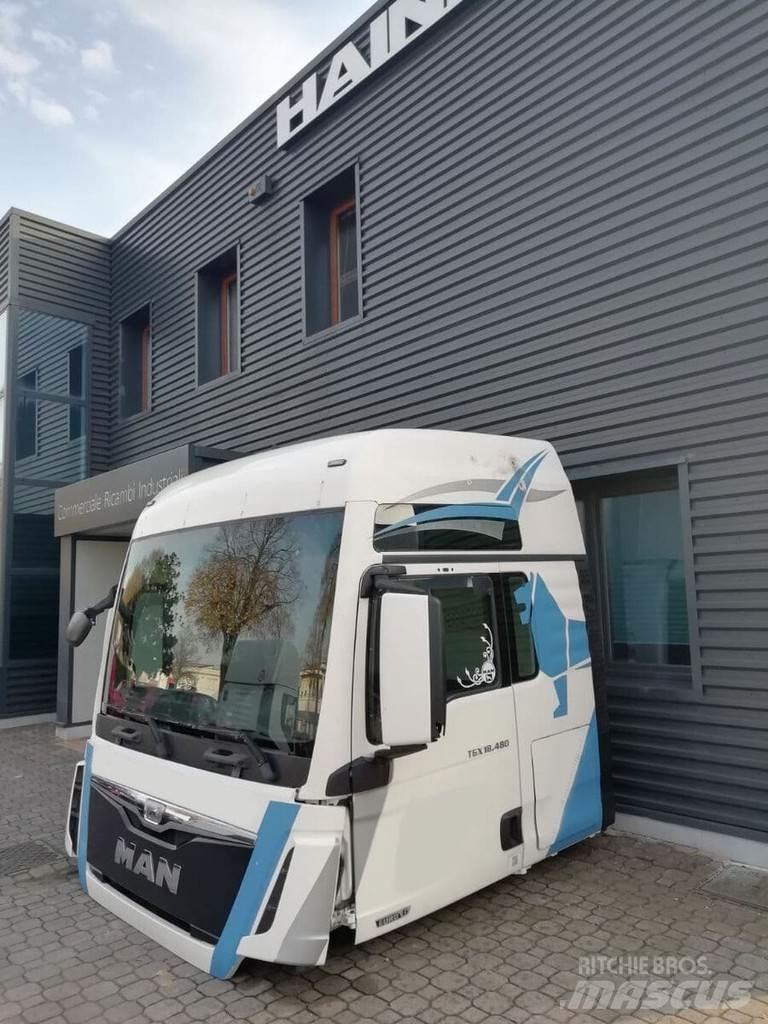 MAN TGX キャビン及び内装