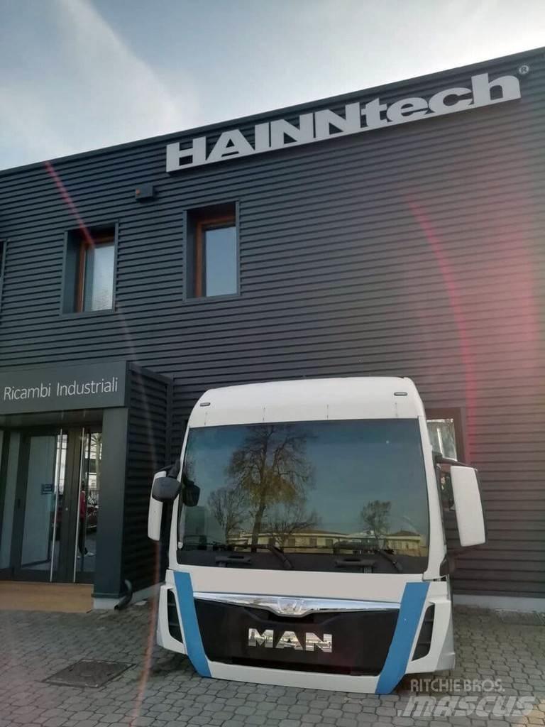 MAN TGX キャビン及び内装