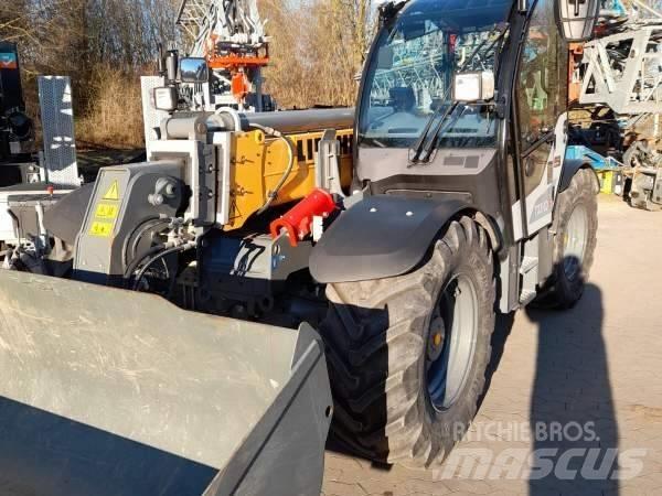 Liebherr T 33-10 テレスコーピックハンドラー