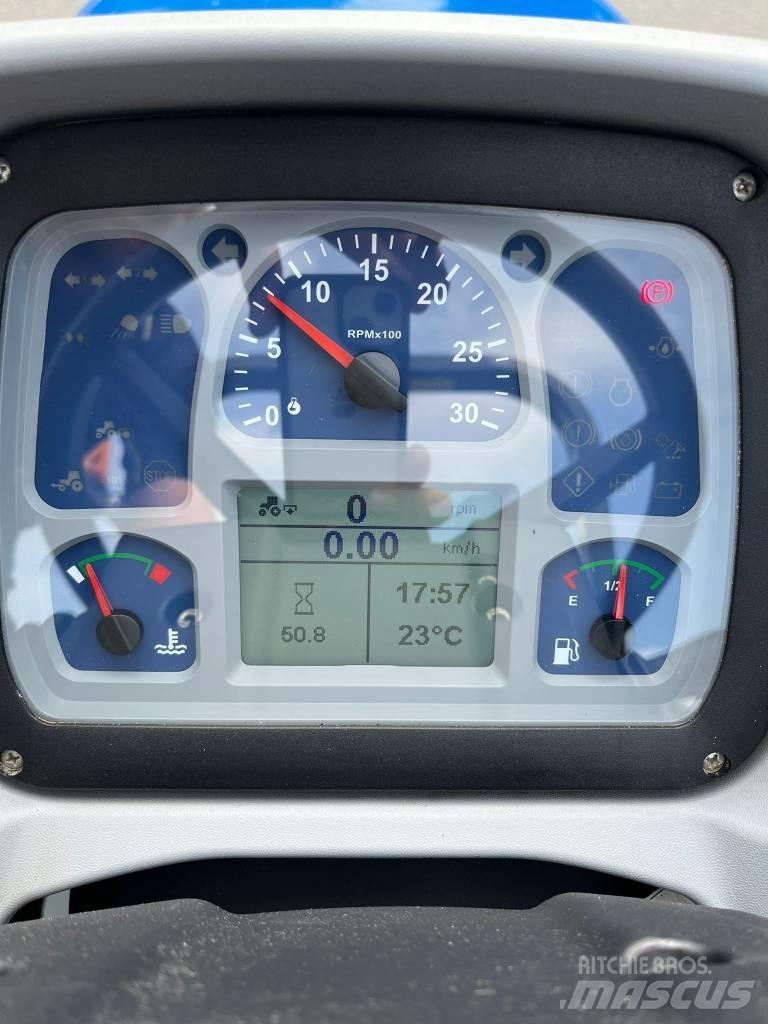 New Holland T4.75S トラクター