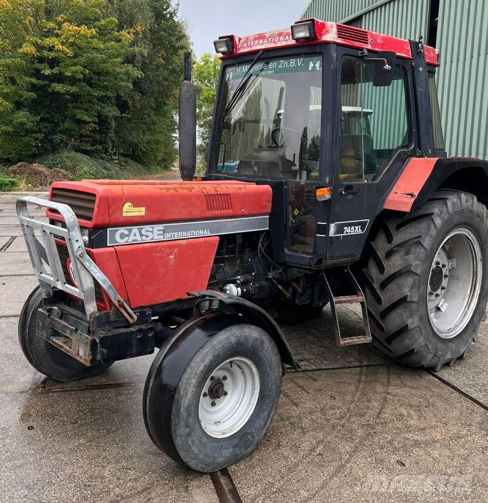 Case IH 745 XL トラクター
