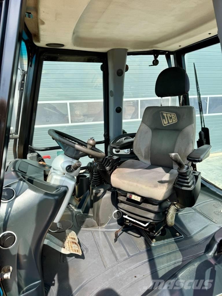 JCB 3 CX バックホーローダー
