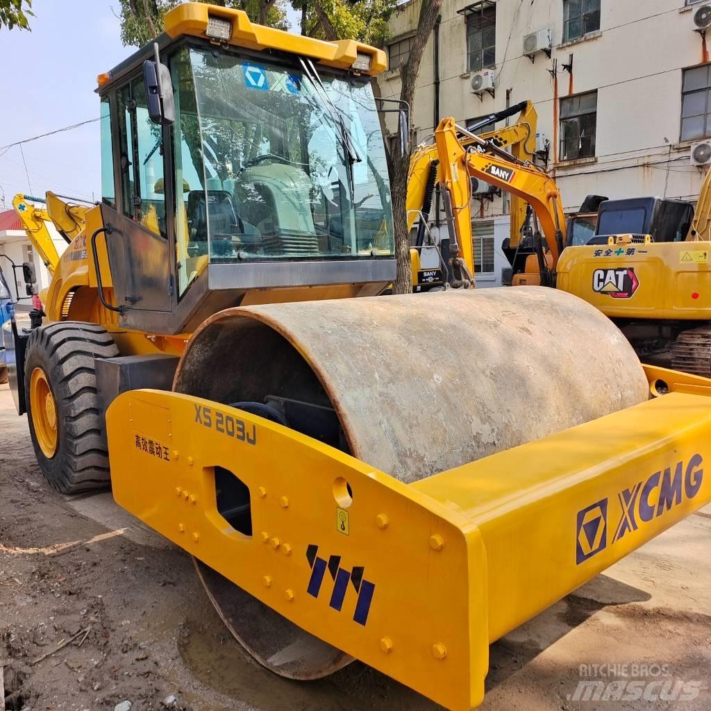 XCMG XS 202J 振動ローラ