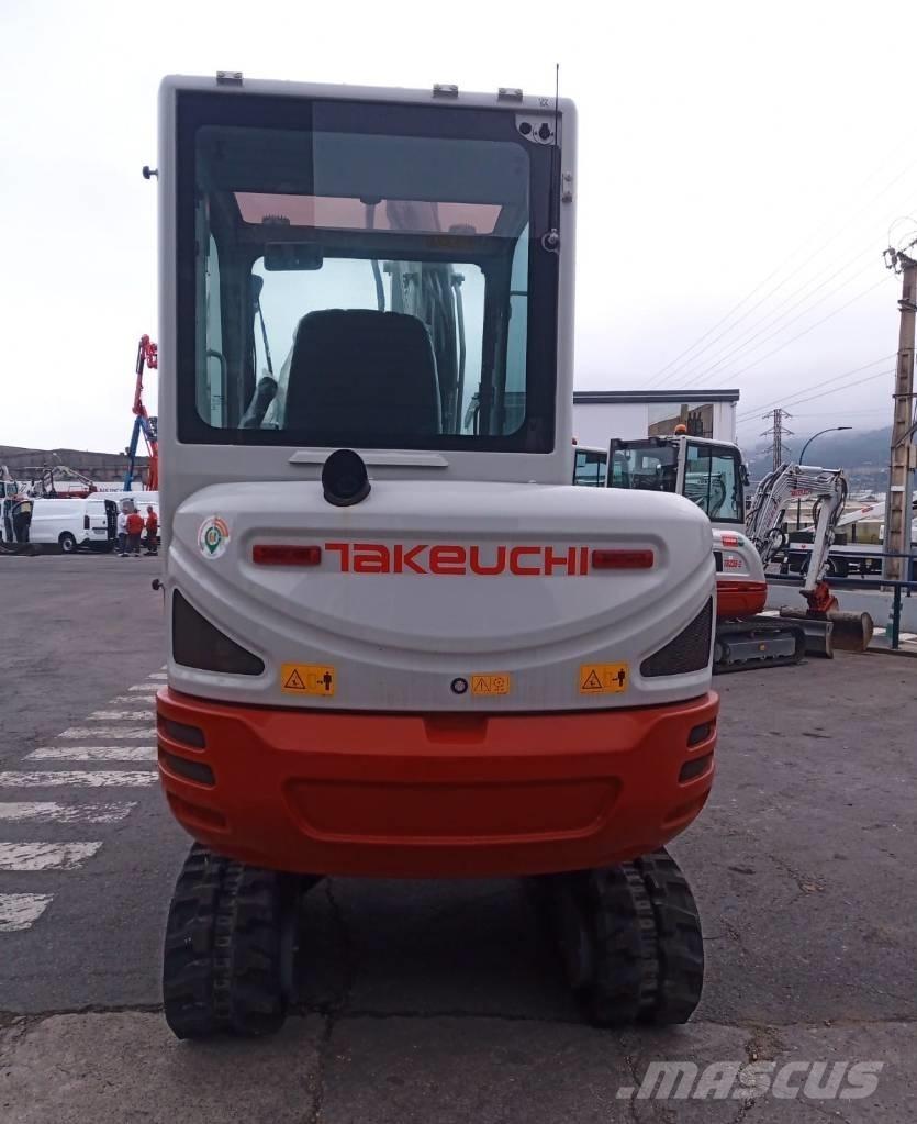 Takeuchi TB 230 ミニ油圧ショベル 7t以下（ミニユンボ・ミニディガー）