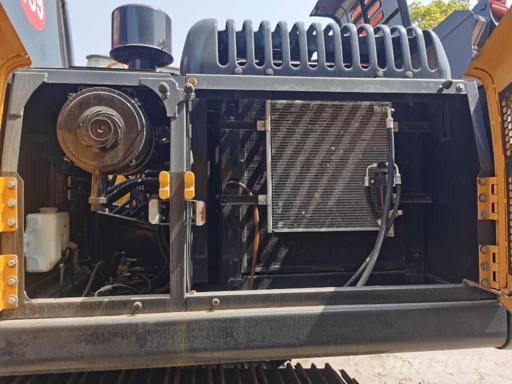 Volvo EC 220 大型油圧ショベル12t以上（パワーショベル・ユンボ）