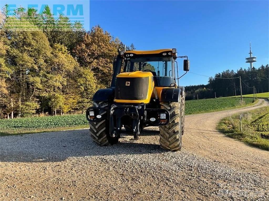 JCB fastrac 8250 トラクター