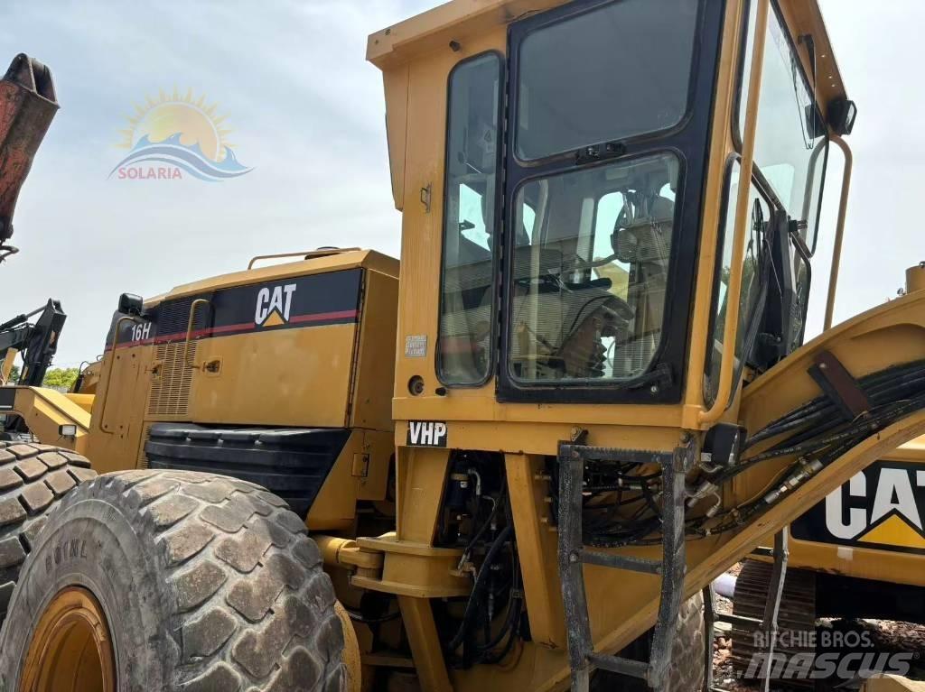 CAT 16 H モーターグレーダー