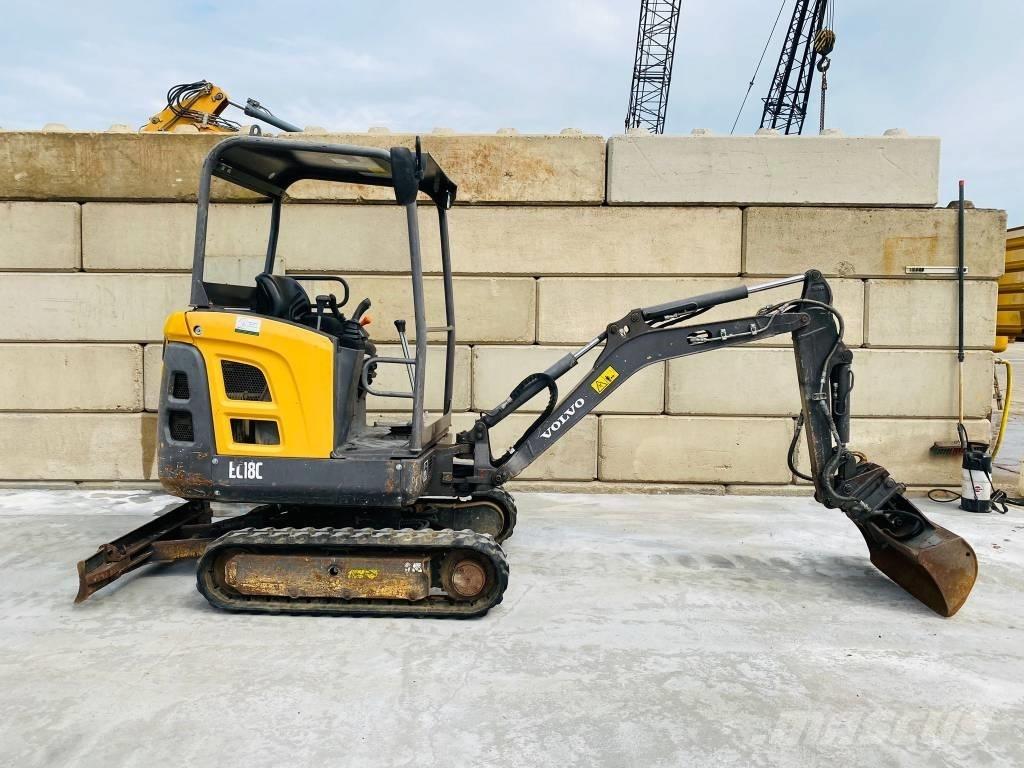 Volvo EC 18 C ミニ油圧ショベル 7t以下（ミニユンボ・ミニディガー）