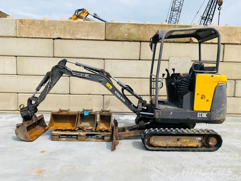 Volvo EC 18 C ミニ油圧ショベル 7t以下（ミニユンボ・ミニディガー）