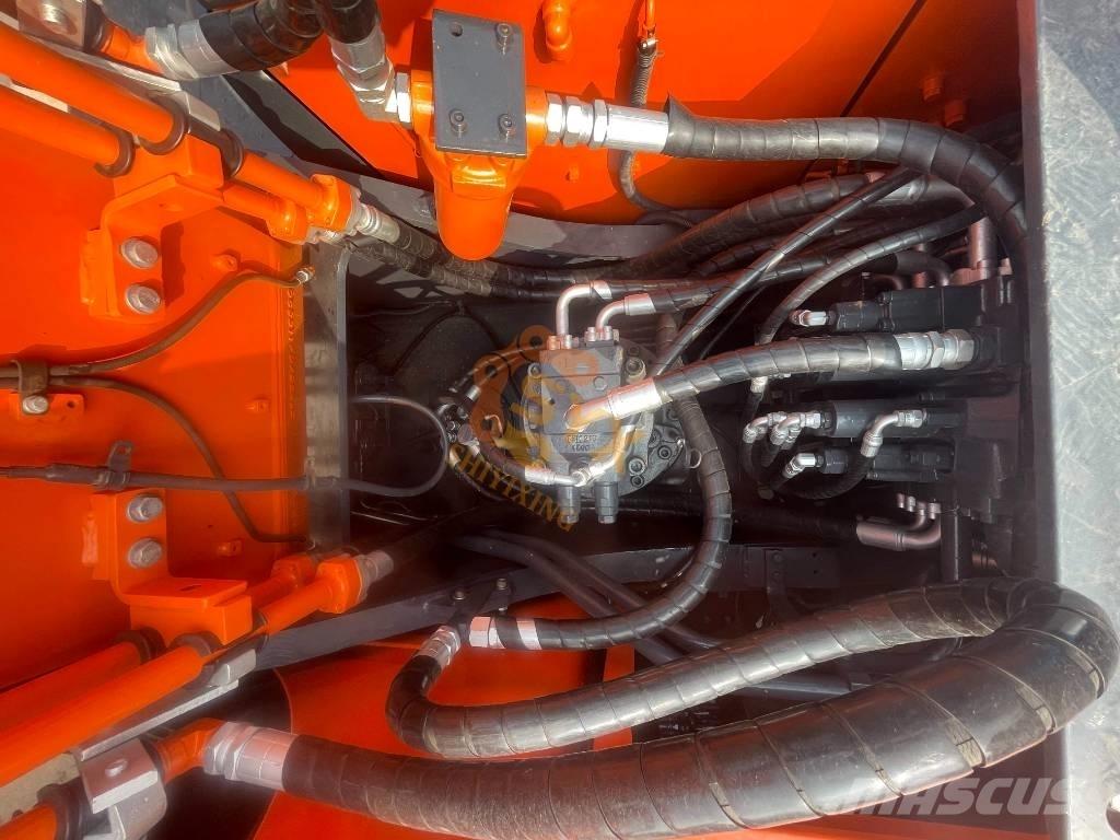 Doosan DX 300 大型油圧ショベル12t以上（パワーショベル・ユンボ）