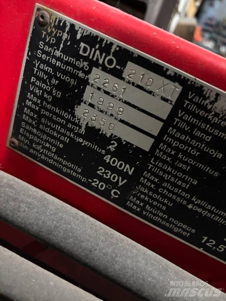 Dinolift 210 XTB-2 高所作業台付トレーラー