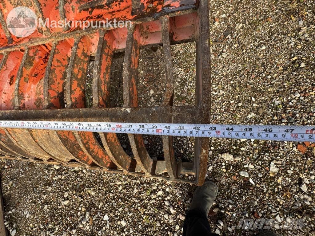 NPK DC-25 グラップル