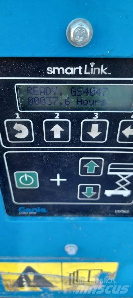 GENIE GS4047 シザースリフト