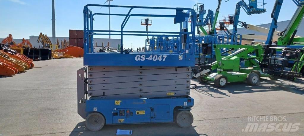 GENIE GS4047 シザースリフト