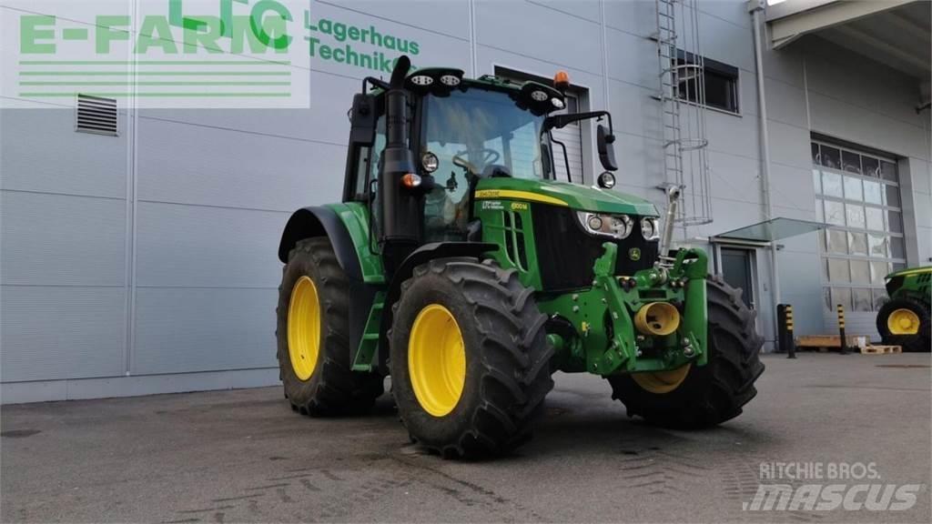 John Deere 6100m トラクター