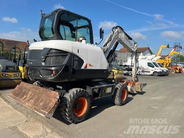 Bobcat E 57 W ホイール式油圧ショベル（パワーショベル・ユンボ・バックホー）
