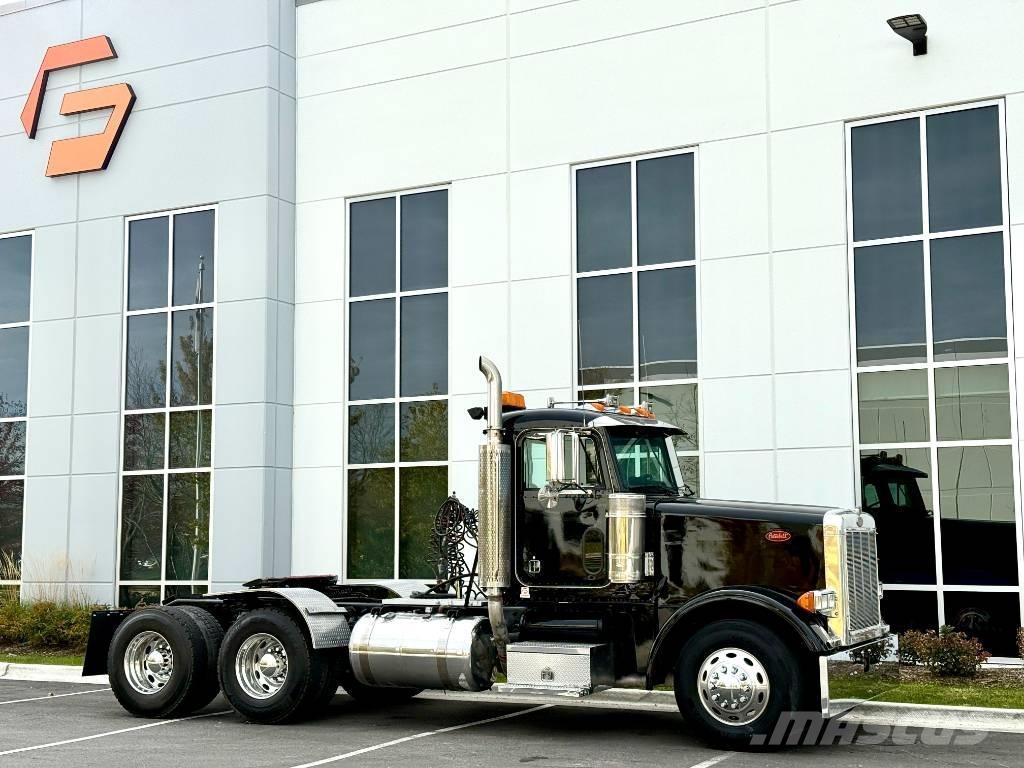 Peterbilt 378 中古トラクターヘッド | トレーラーヘッド
