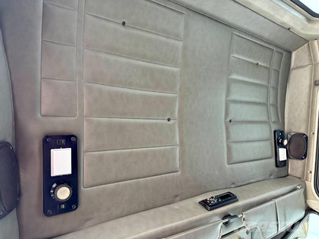 Peterbilt 378 中古トラクターヘッド | トレーラーヘッド