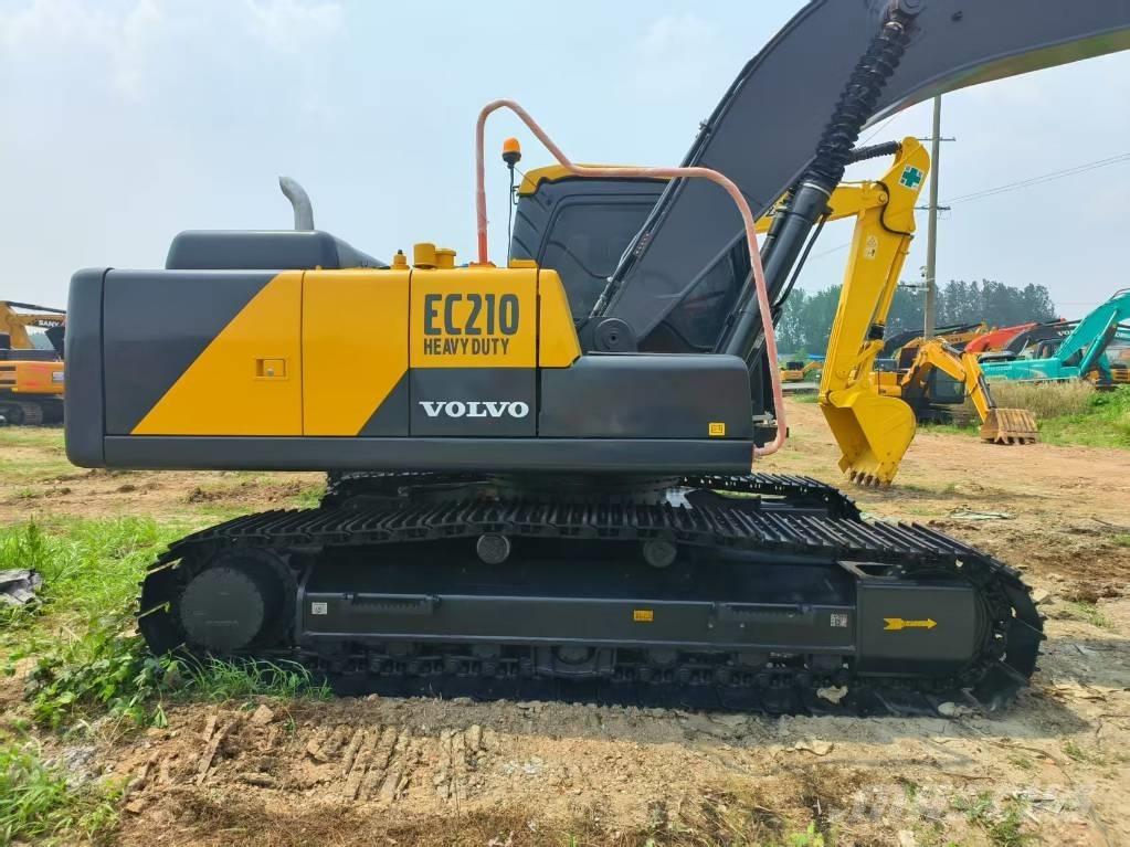 Volvo EC 210 大型油圧ショベル12t以上（パワーショベル・ユンボ）