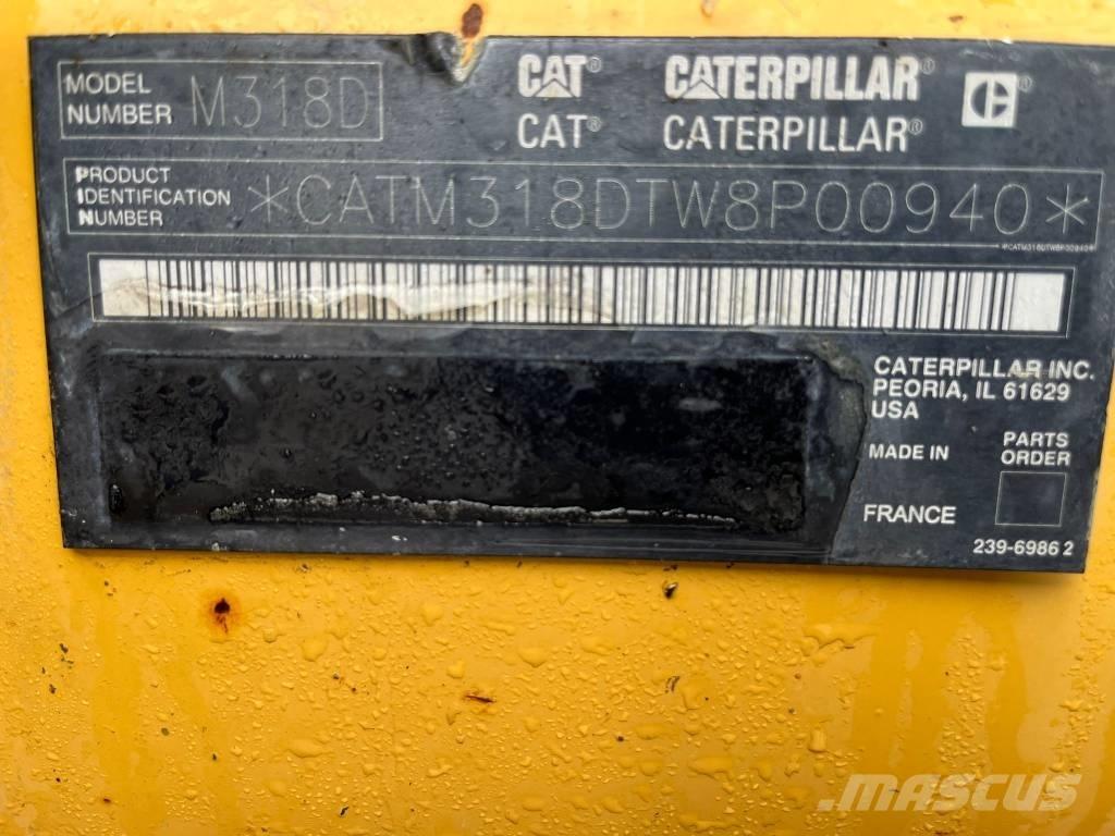 CAT M 318 D ホイール式油圧ショベル（パワーショベル・ユンボ・バックホー）