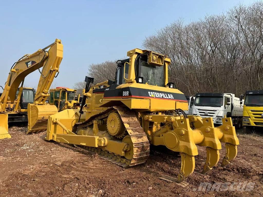 CAT D8R ブルドーザー