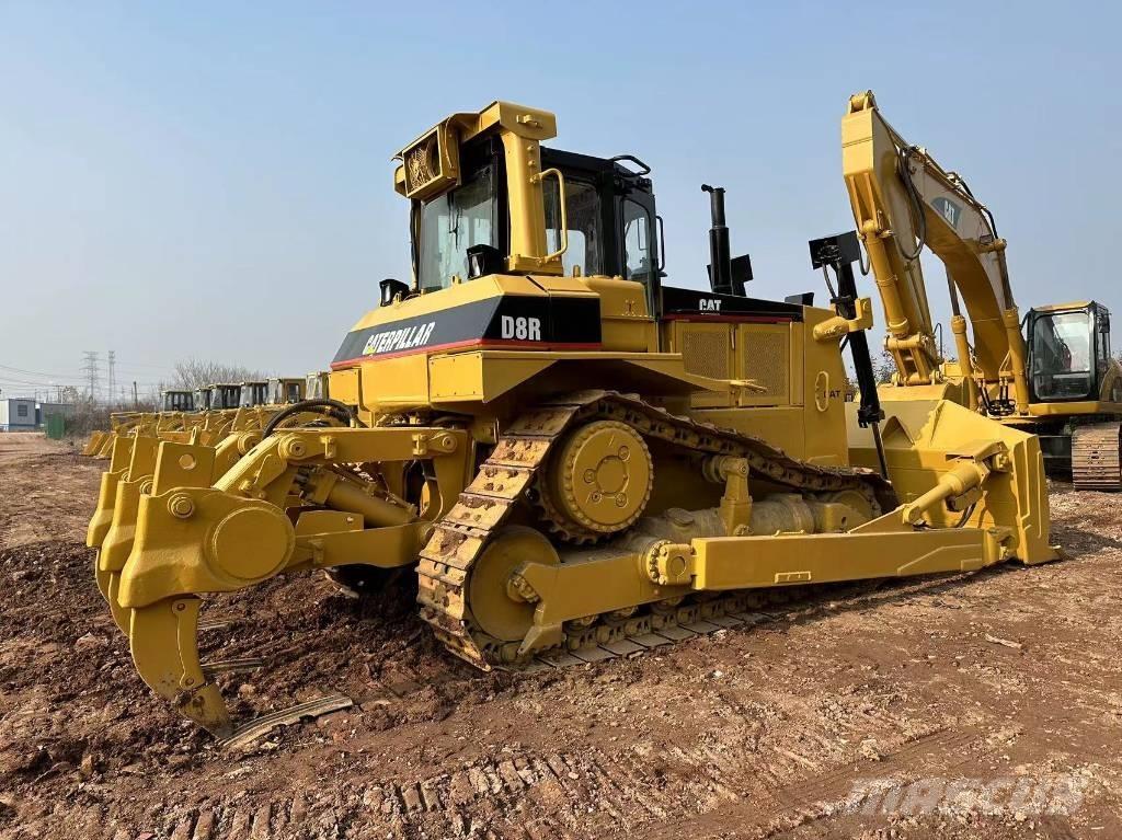 CAT D8R ブルドーザー