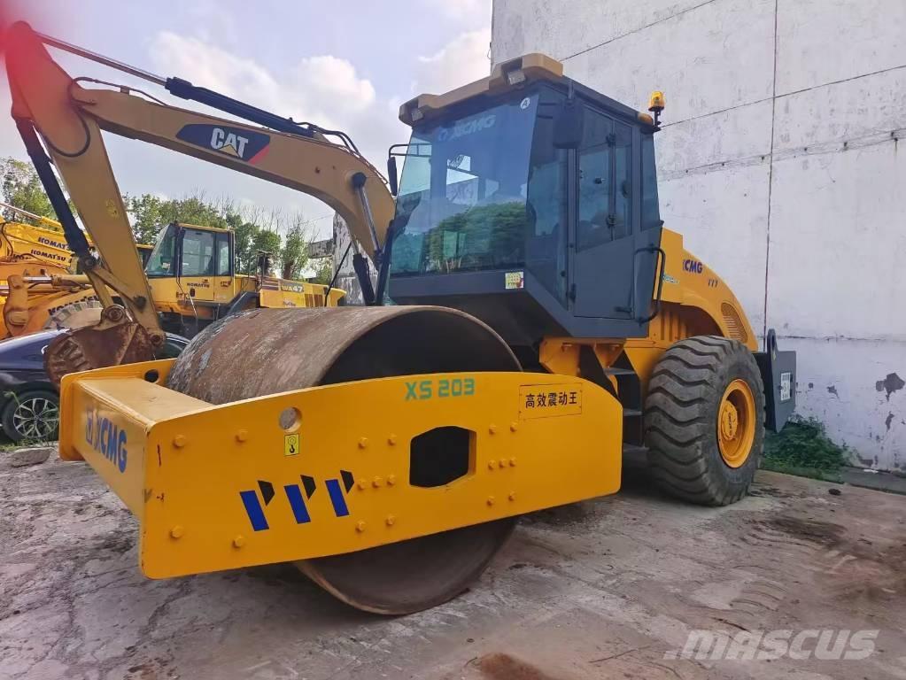 XCMG XS 203 J 振動ローラ