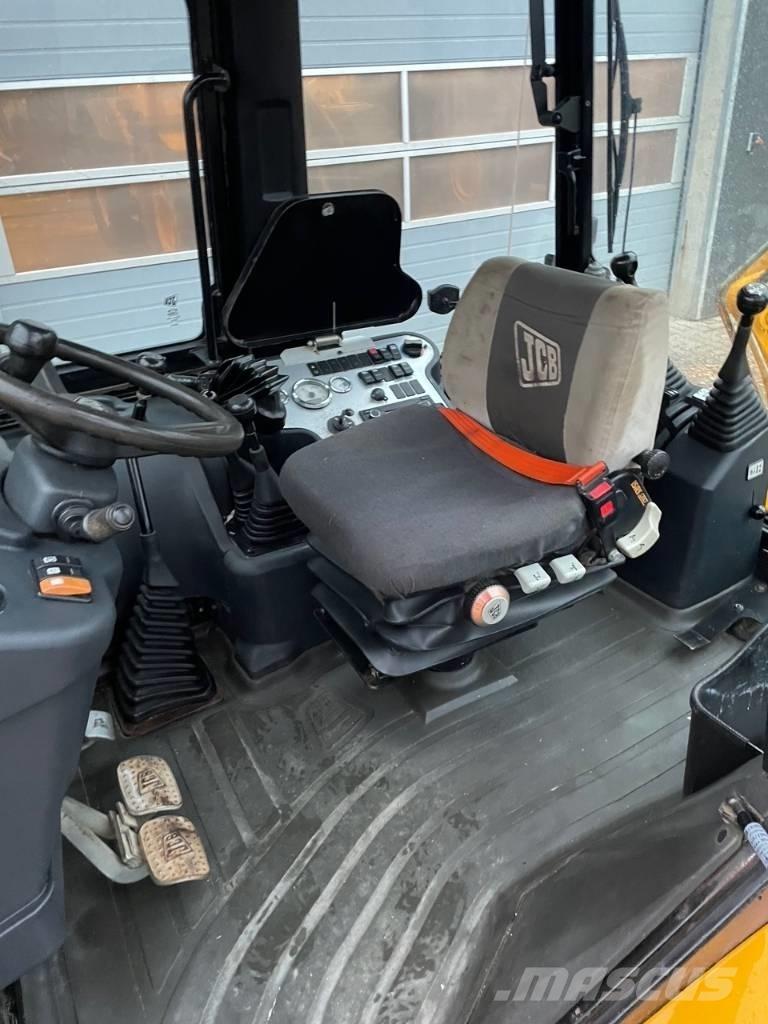 JCB 2CX バックホーローダー