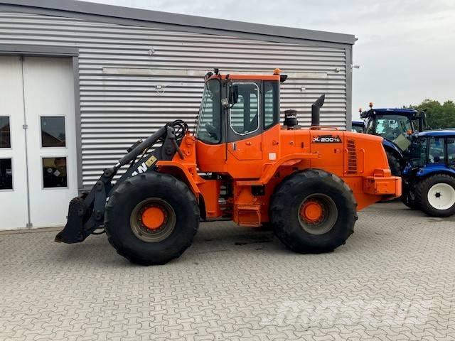 Doosan DL 200 TC ホイールローダー・タイヤショベル