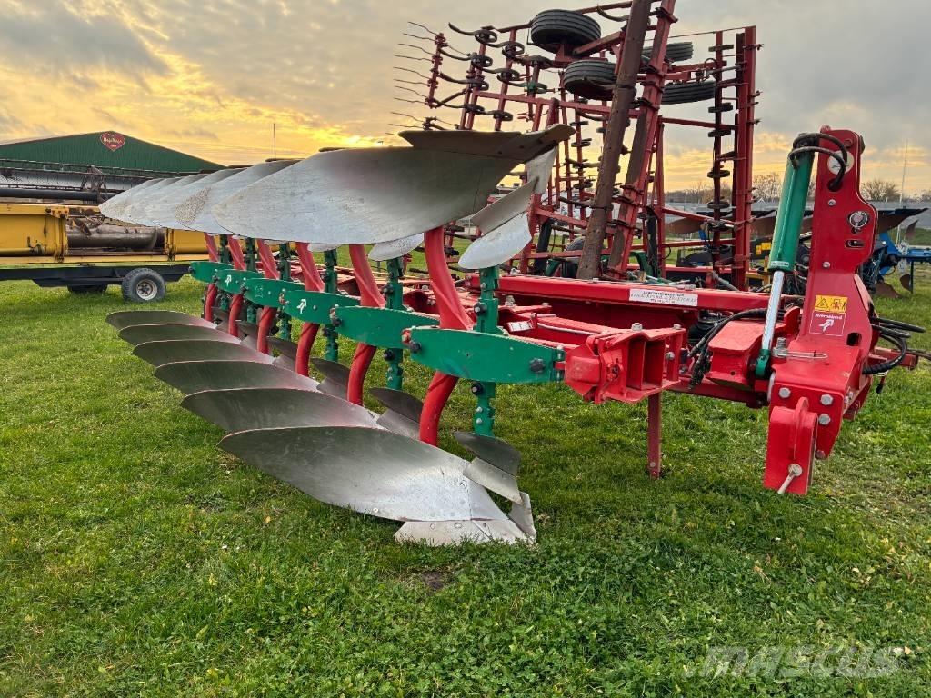 Kverneland 3400 リバーシブルプラウ