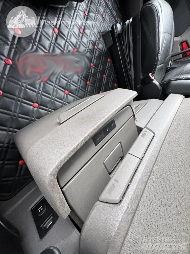 Scania S 500 冷凍冷蔵車