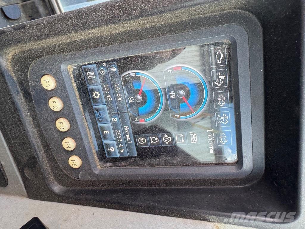 Sunward SWE90UF 中型油圧ショベル 7ｔ-12ｔ（ユンボ・パワーショベル・バックホー）