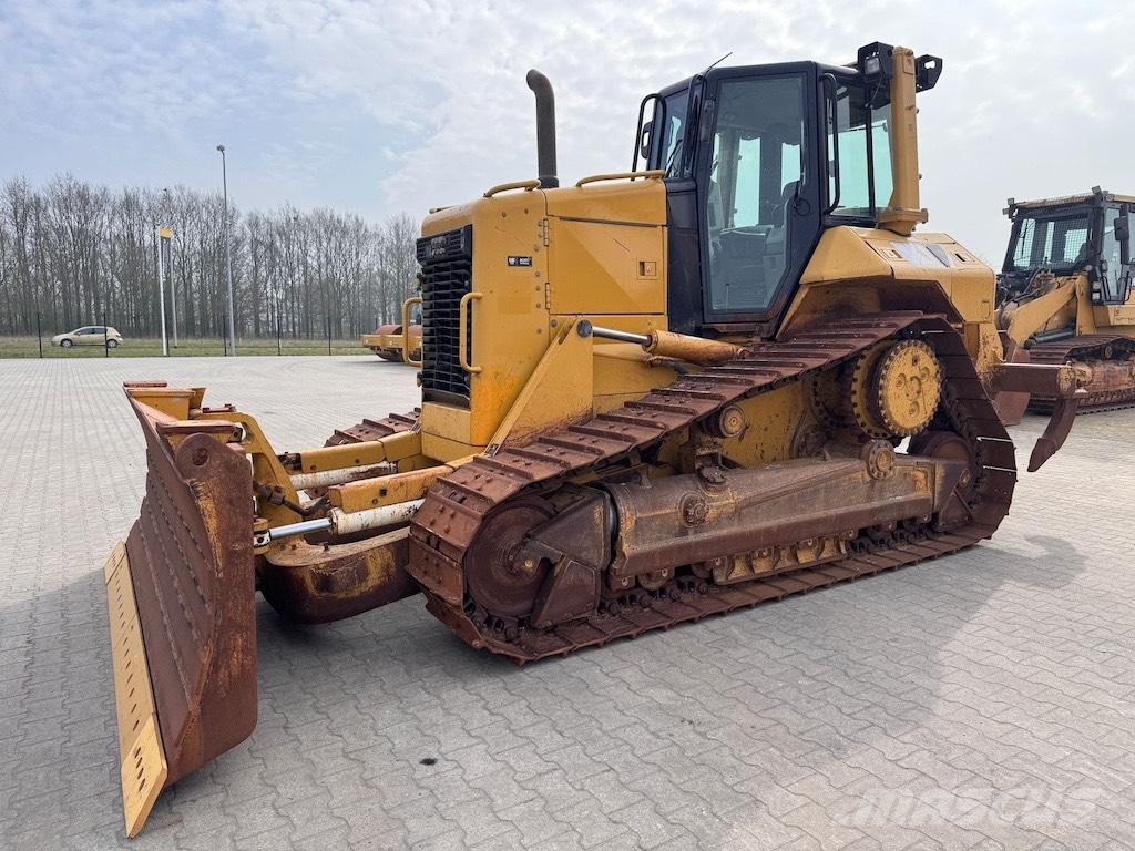CAT D6N XL ブルドーザー