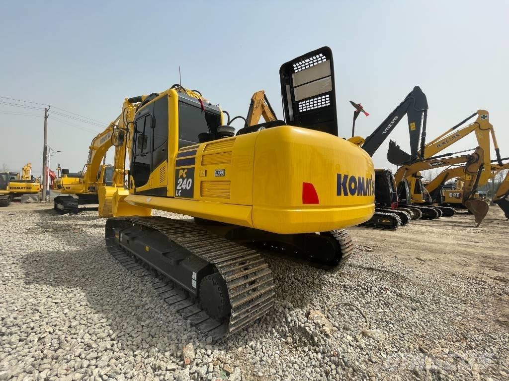 Komatsu PC 240 大型油圧ショベル12t以上（パワーショベル・ユンボ）