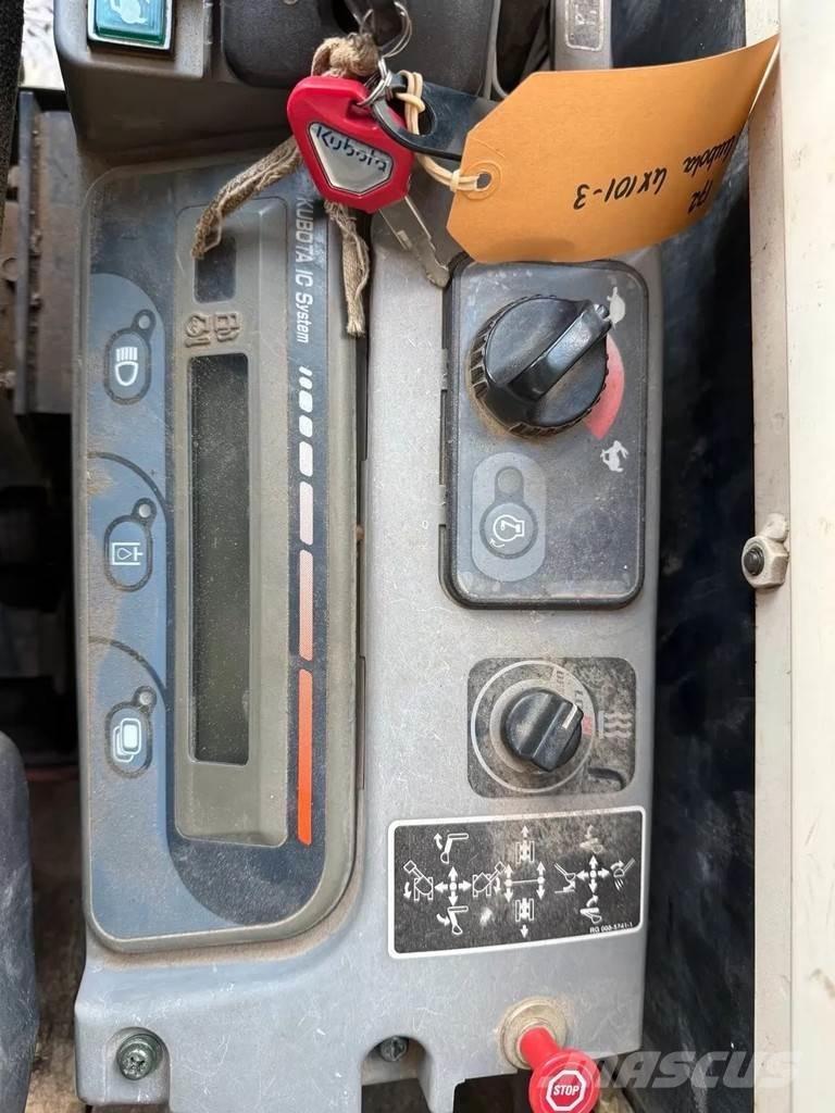 Kubota KX 101-3A ミニ油圧ショベル 7t以下（ミニユンボ・ミニディガー）