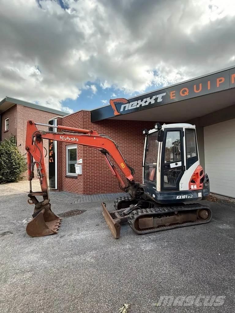 Kubota KX 101-3A ミニ油圧ショベル 7t以下（ミニユンボ・ミニディガー）